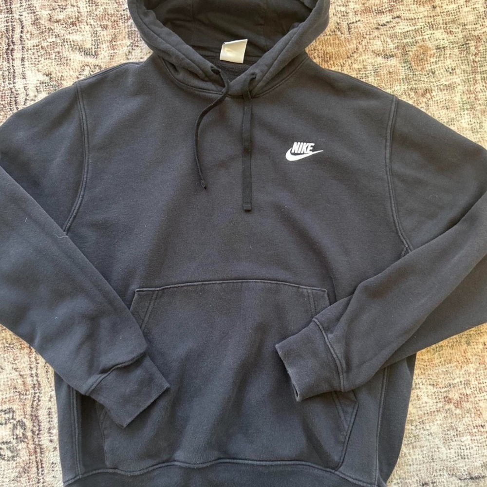 Black nike hoodie